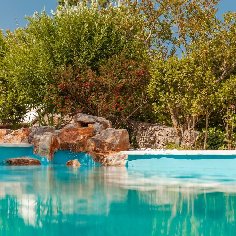 Trulli Anna - Camera Matrimoniale con Vista Parco - 3