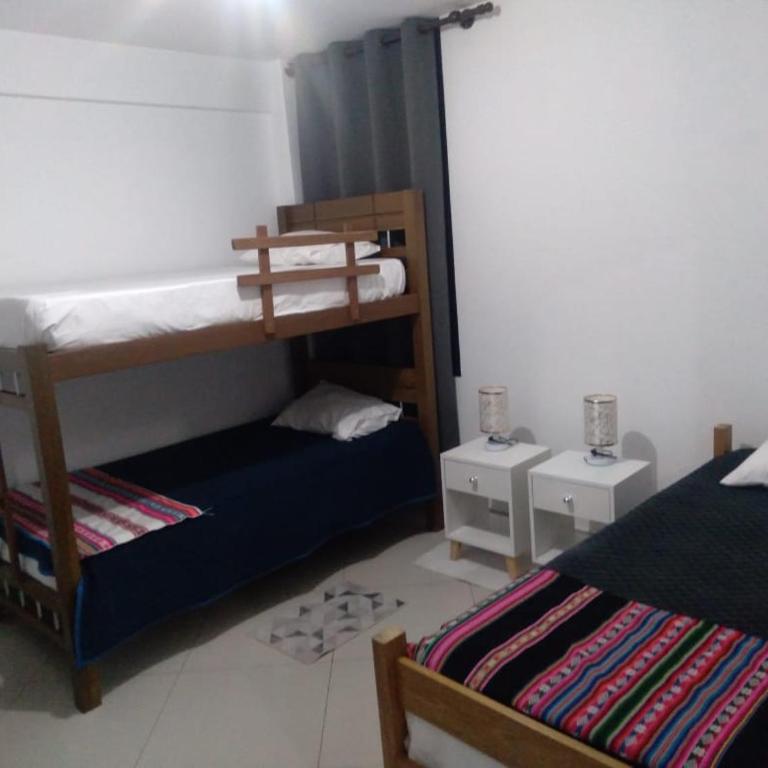 Hermoso y cómodo departamento de 2 habitaciones, sala de estar, cocina y 2 baños - Apartamento de 3 dormitorios - 3