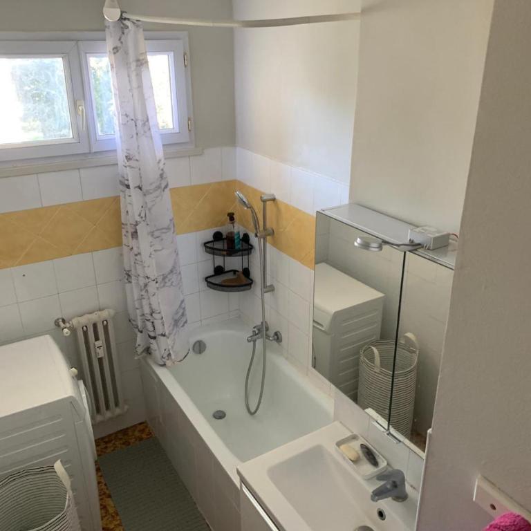 Joli T3 proche centre Avignon - Appartement 2 Chambres - 7