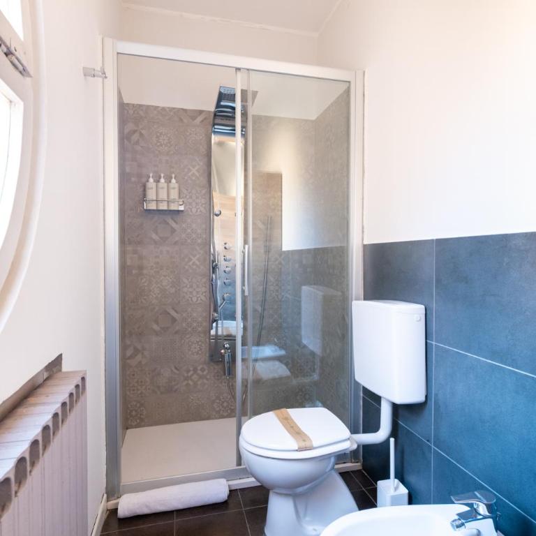 Aldrovandi suite and rooms with private garden - Camera King Standard - 21