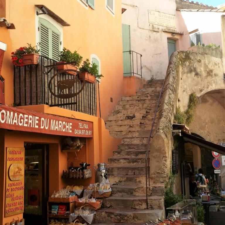 Au cœur du village Duplex de charme - Apartamento de 1 dormitorio - 7
