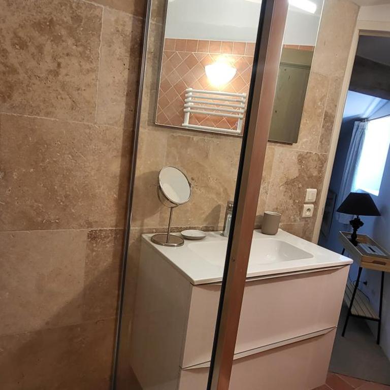 Au cœur du village Duplex de charme - Apartamento de 1 dormitorio - 10