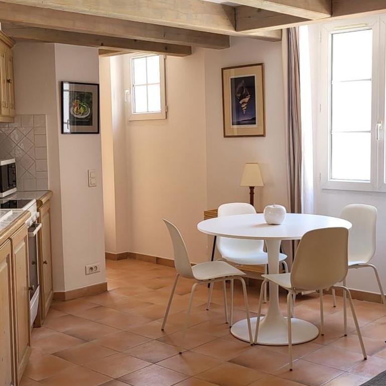 Au cœur du village Duplex de charme - Apartamento de 1 dormitorio - 11