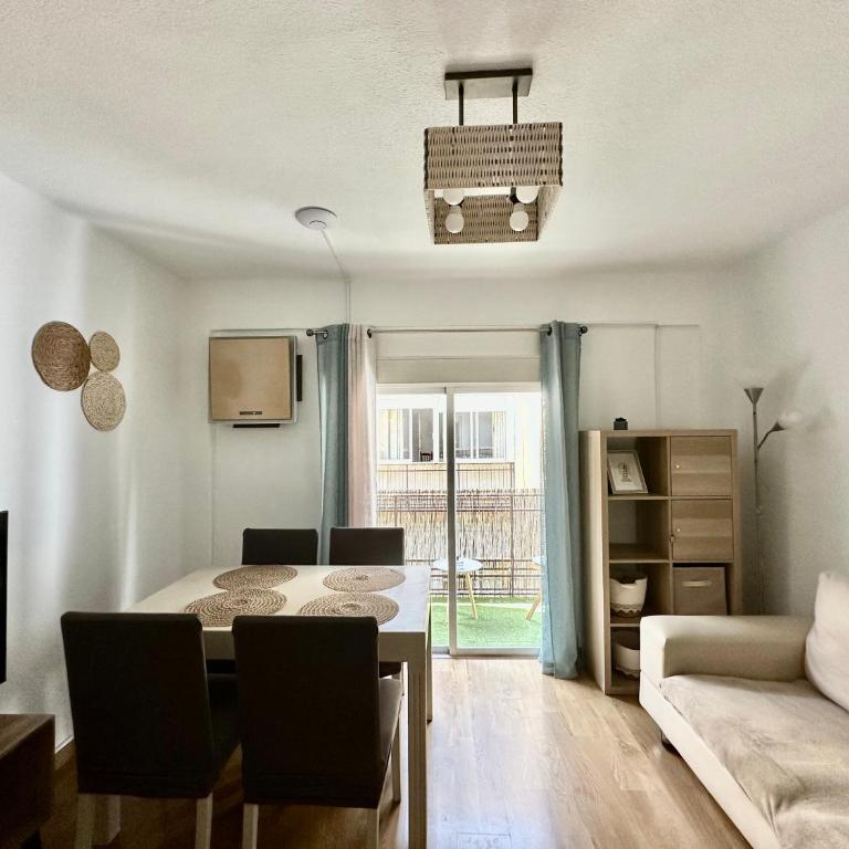 Acogedor piso Granada centro - Three-Bedroom Apartment - 8