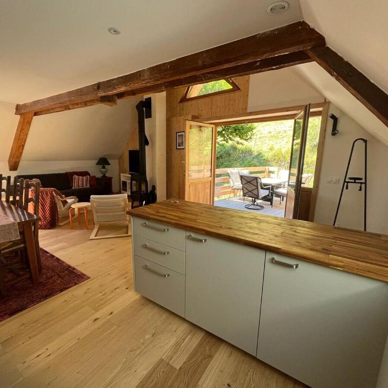 Mountain Gite Jasper for Cycle and Ski - 7 people - Appartement 3 Chambres - 1