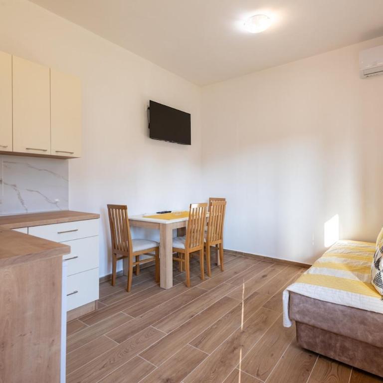 Trojanovic Little House - Kuća sa 1 Spavaćom Sobom - 8