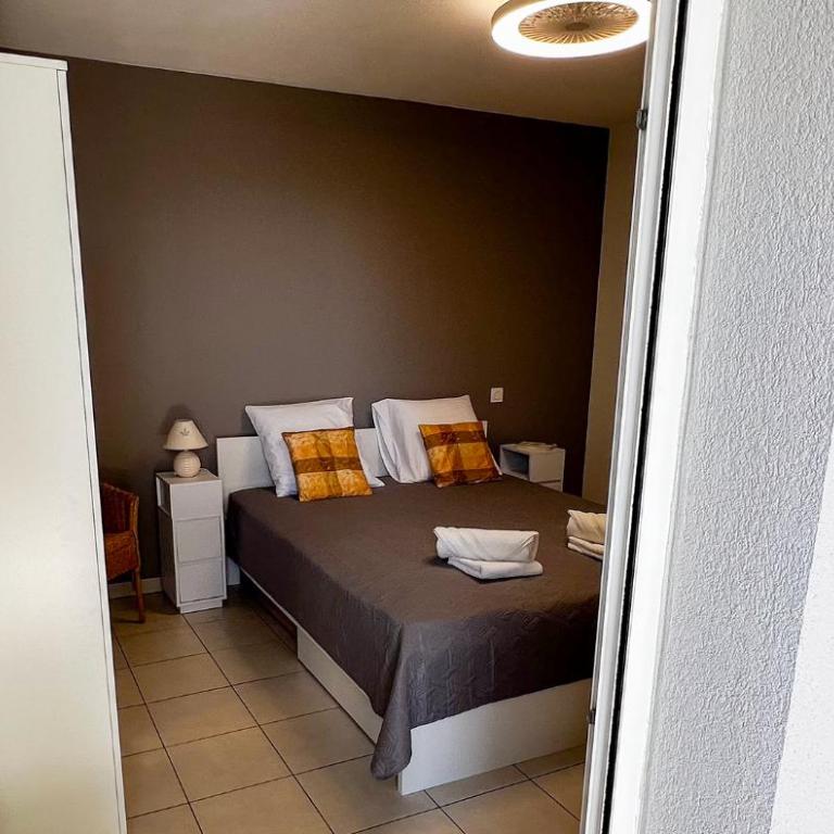 AC - Garage available - Secure residence - Appartement 1 Chambre avec Balcon - 16