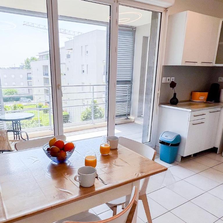 AC - Garage available - Secure residence - Appartement 1 Chambre avec Balcon - 14