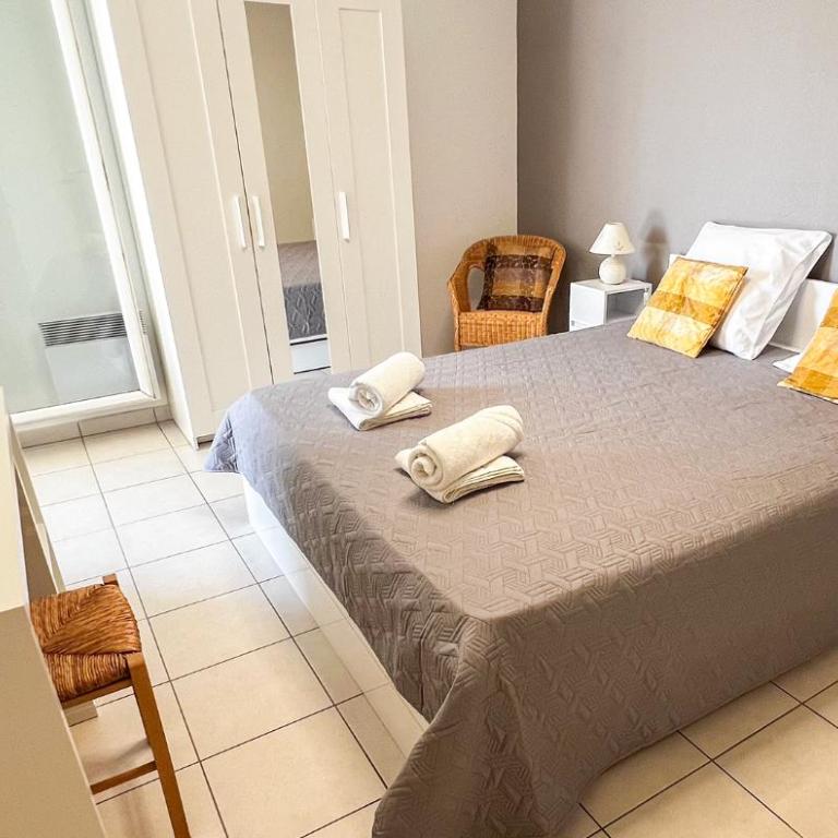 AC - Garage available - Secure residence - Appartement 1 Chambre avec Balcon - 17