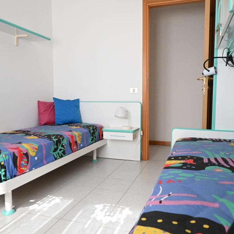 S355 - Sirolo, ampio trilocale con terrazzo e posto auto - Two-Bedroom Apartment - 16