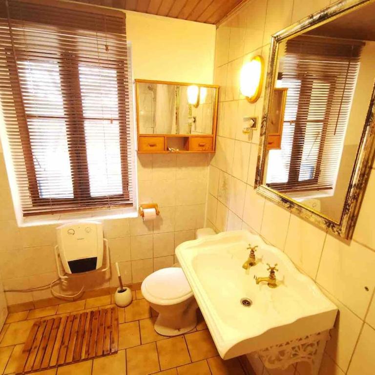 Atypical forest house with jacuzzi - Maison 1 Chambre - 8