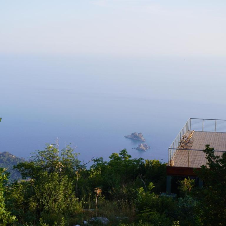 Dreamsky Haven - One-Bedroom Apartment with Balcony and Sea View - 16