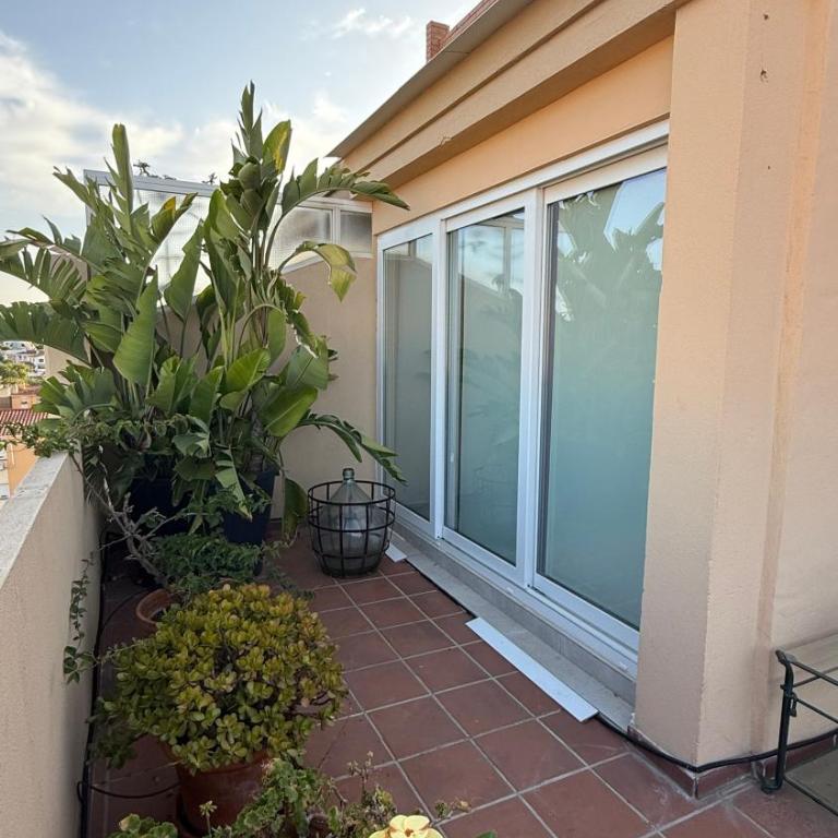 Espectacular ático con vistas al mar y la montaña - Apartamento Deluxe - 9