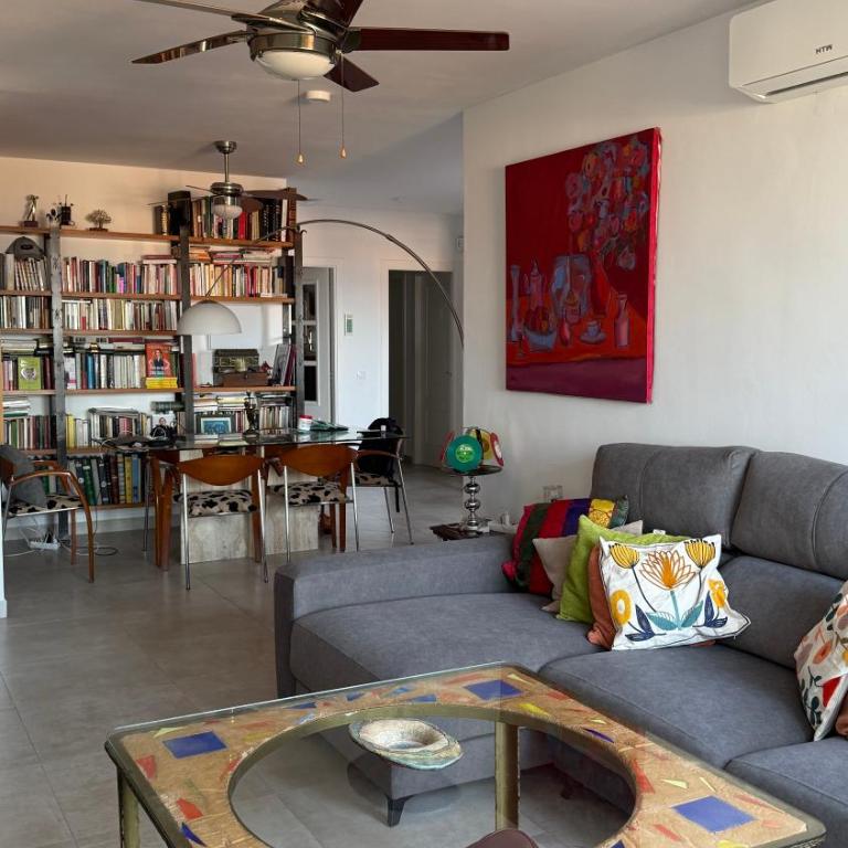 Espectacular ático con vistas al mar y la montaña - Apartamento Deluxe - 37