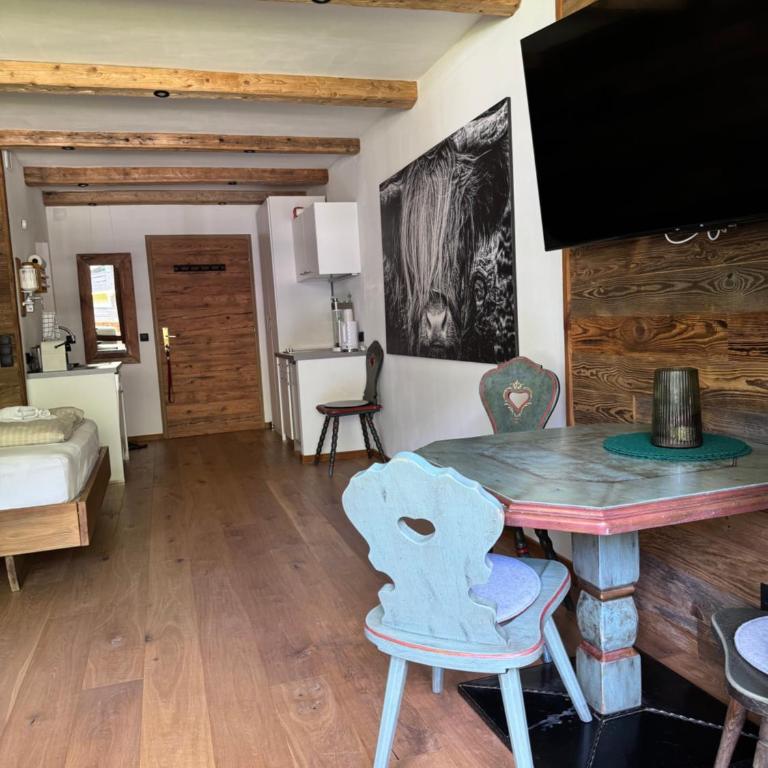 Grubhof Schlosspark, Chalet-Stil mit Pool und Bergblick - Air Conditioner - Apartment mit 1 Schlafzimmer - 10