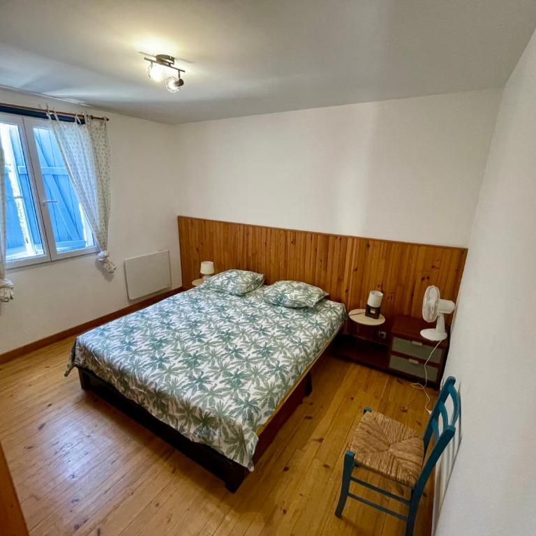 Demi maison avec terrasse et jardin 3 chambres 6 pers - Three-Bedroom Apartment - 5