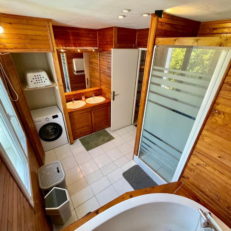 Demi maison avec terrasse et jardin 3 chambres 6 pers - Three-Bedroom Apartment - 9