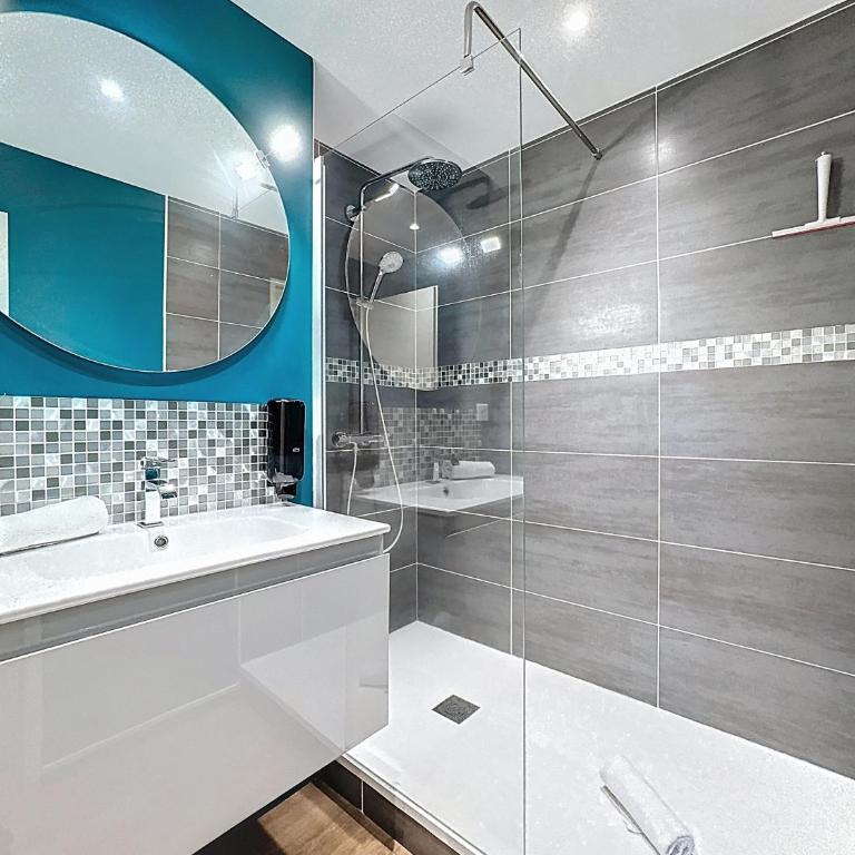 Vue , Clim , Garage privé 6 pers CLF-FD Fontgieve - Appartement 2 Chambres - 5