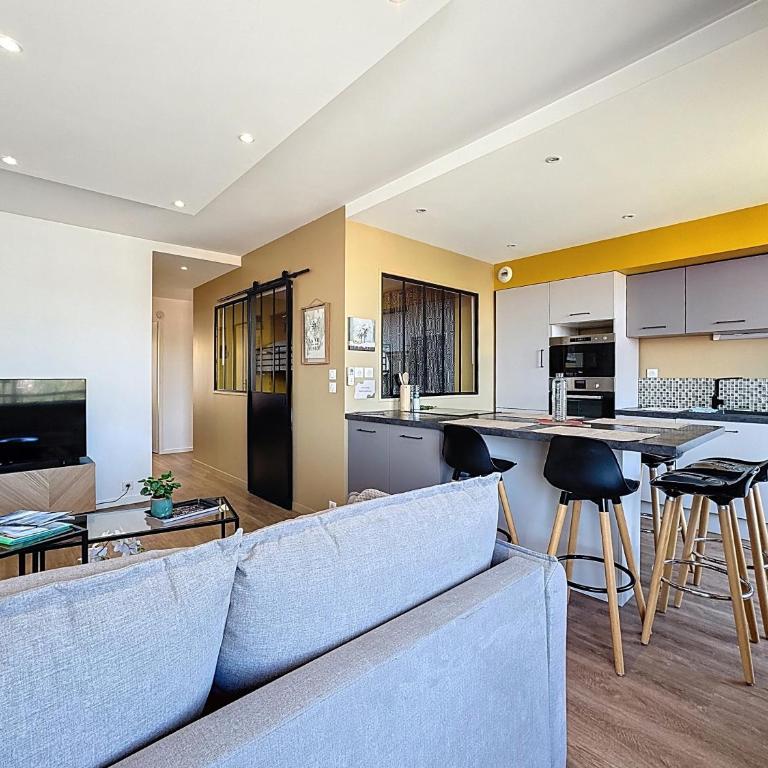 Vue , Clim , Garage privé 6 pers CLF-FD Fontgieve - Appartement 2 Chambres - 22