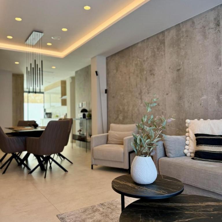 Luxury Beachfront Villa with Private Pool by Leo Apartments - Villa de 3 dormitorios - 7