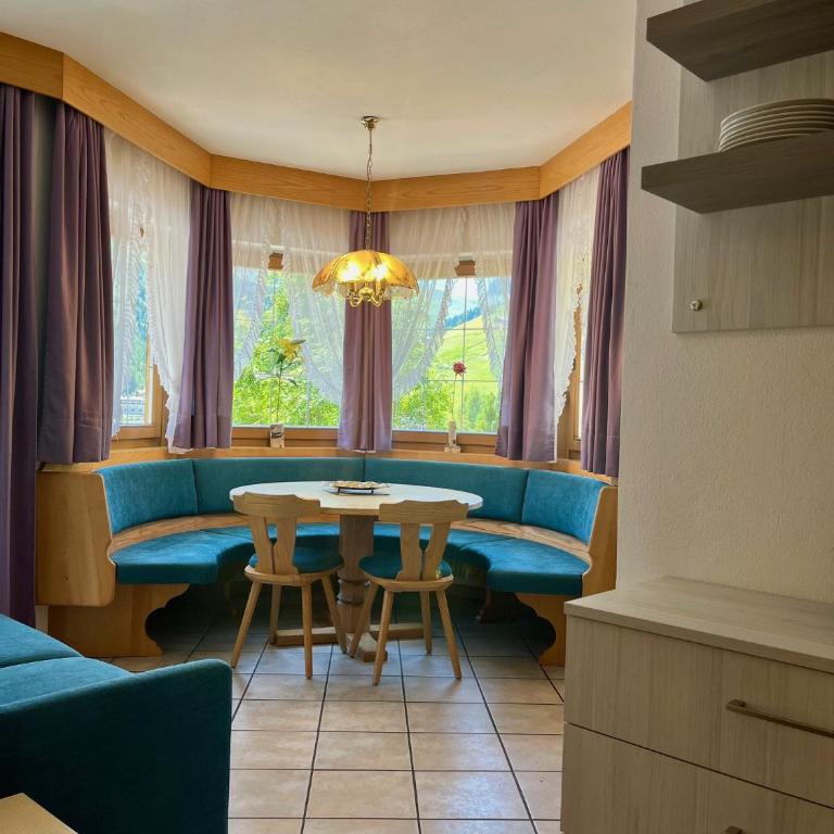 Wellness Residence Panorama - check-in at Olympia Hotel - Appartamento Deluxe con 2 Camere da Letto e Balcone - 5