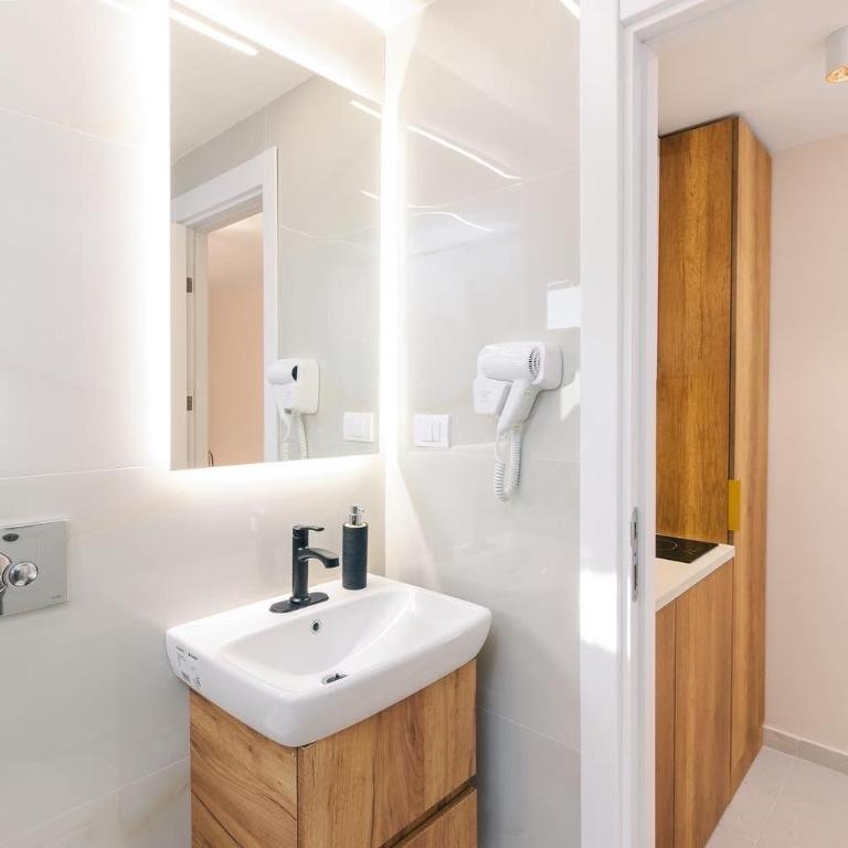 Apartments Ada Bojana - Studio with Balcony (3 Adults) - 4