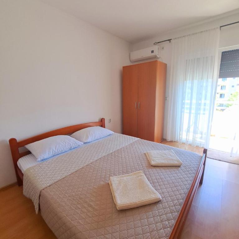 Lazorja Rooms - Double Room with Balcony (2 Adults) - 1