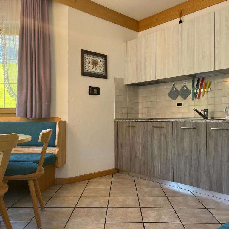 Wellness Residence Panorama - check-in at Olympia Hotel - Appartamento Deluxe con 2 Camere da Letto e Balcone - 9