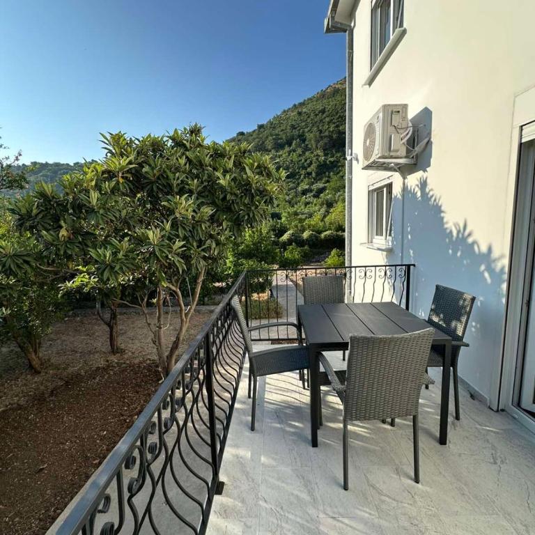 Apartmani Aki 1 - Apartman sa 1 Spavaćom Sobom - 3