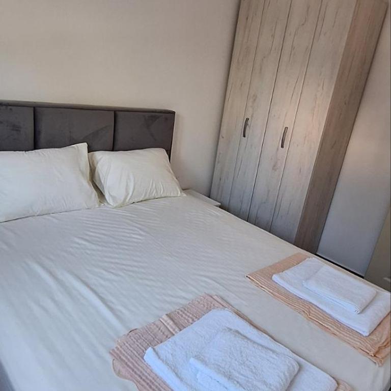 Apartmani Aki 1 - Apartman sa 1 Spavaćom Sobom - 9