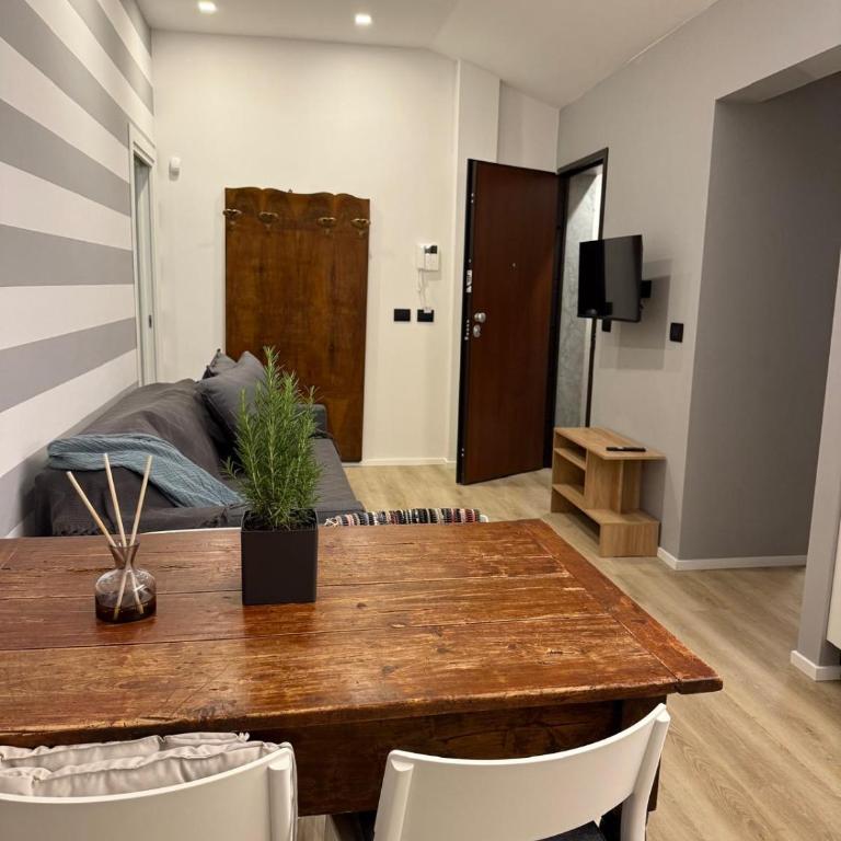 Virtù Apartments - Two-Bedroom Apartment with Balcony - 14