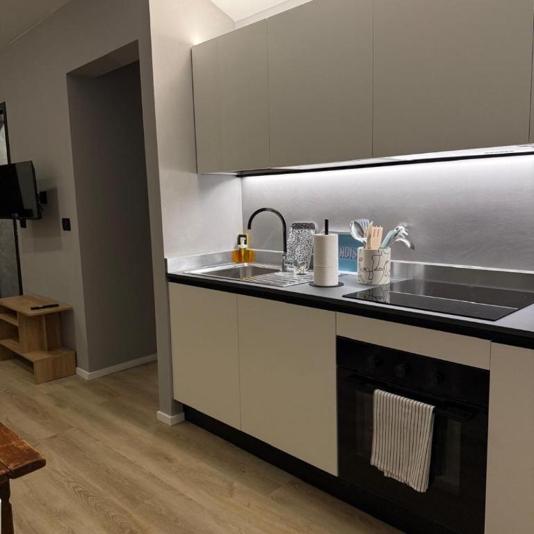 Virtù Apartments - Two-Bedroom Apartment with Balcony - 18