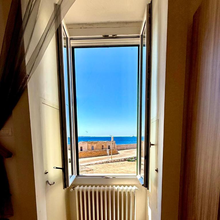 Le Camere sul Golfo - Quadruple Room with Sea View - 2