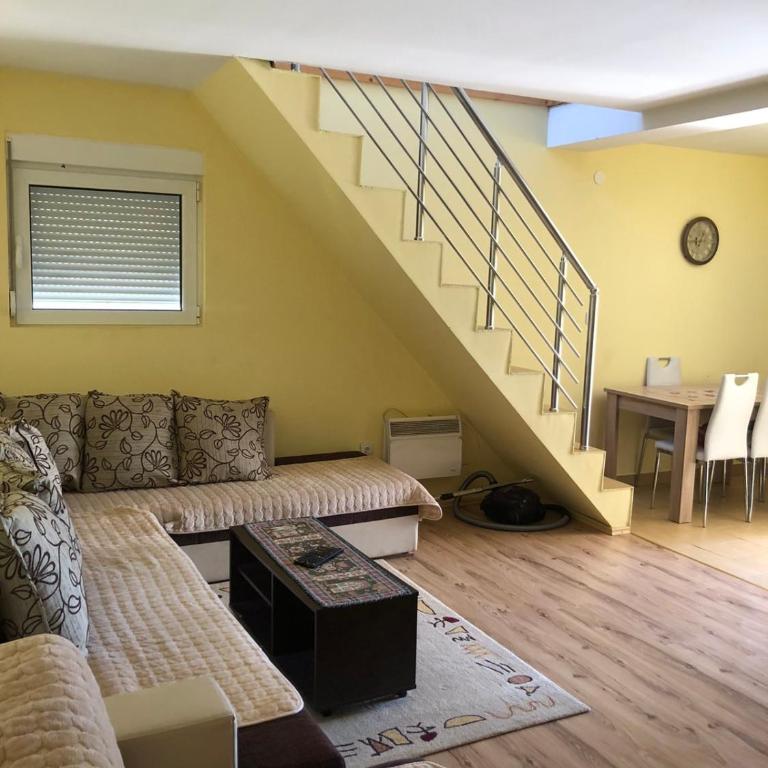 Vila Đurović - Three-Bedroom House - 8