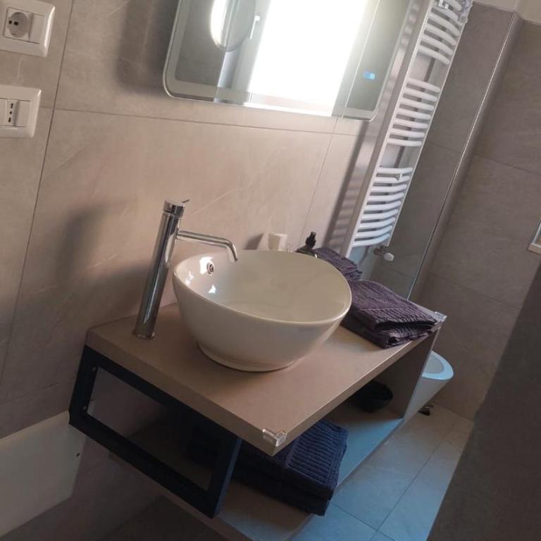 La Pilozza Guest Rooms - Camera Quadrupla con Vista Mare - 4