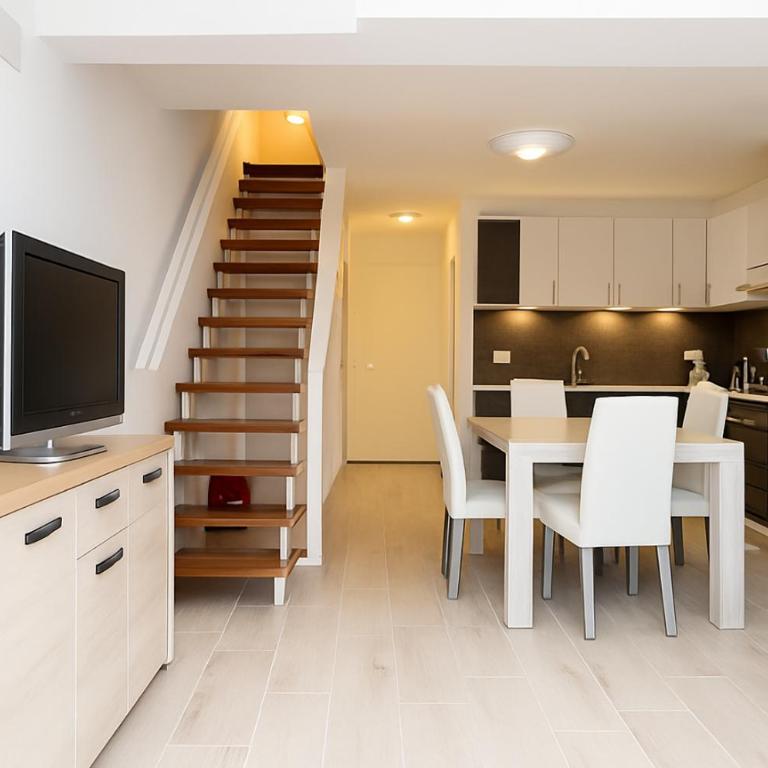 Centric Pool View Bungalow - One-Bedroom Apartment - 2