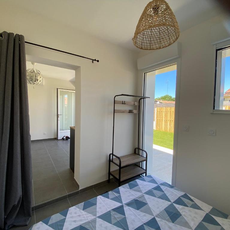 Les Cazalits - One-Bedroom Apartment - 6