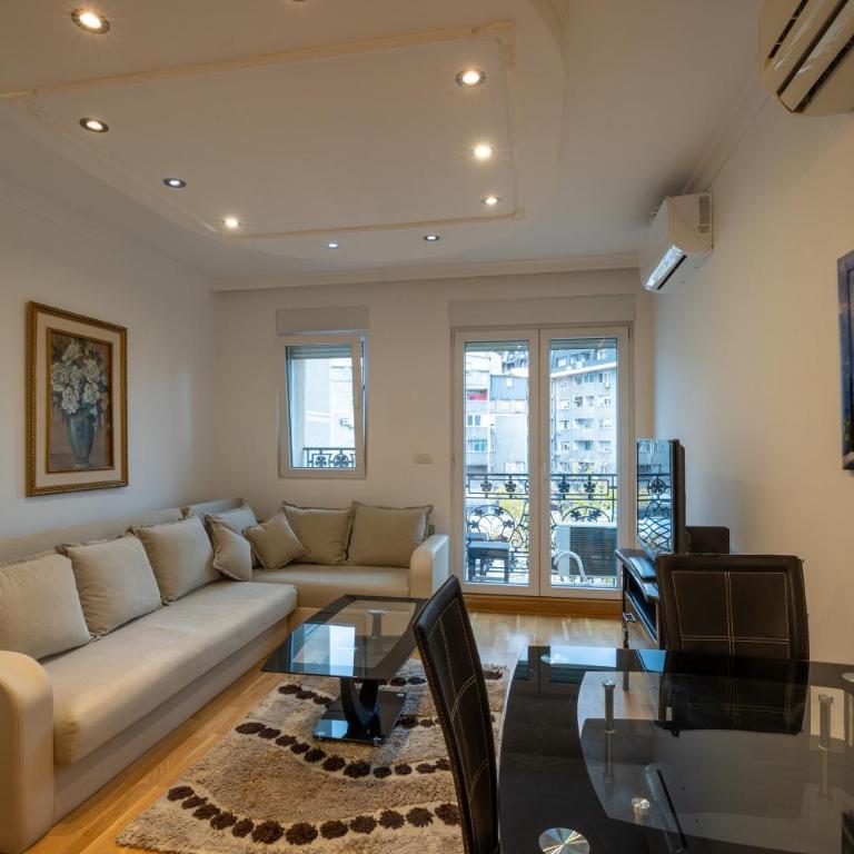 Belgrade Center Apartment Lux III - Deluks Apartman sa 2 Spavaće Sobe i Pogledom na Vrt - 6