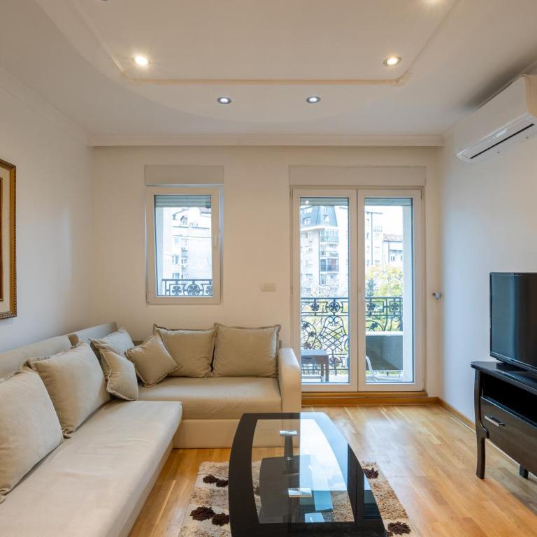 Belgrade Center Apartment Lux III - Deluks Apartman sa 2 Spavaće Sobe i Pogledom na Vrt - 9
