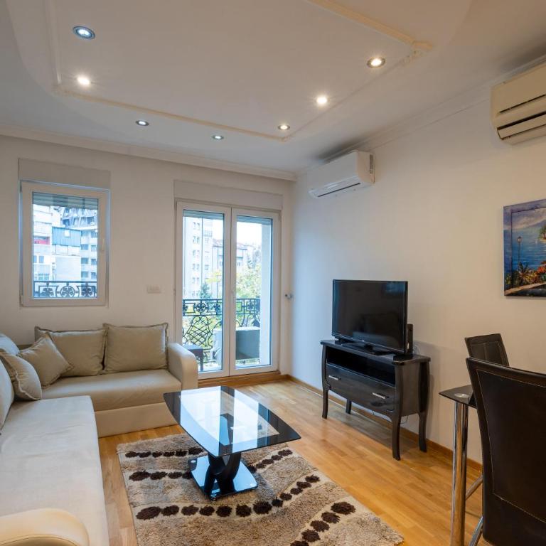 Belgrade Center Apartment Lux III - Deluks Apartman sa 2 Spavaće Sobe i Pogledom na Vrt - 11