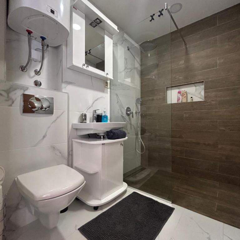 Nirvana 4 - One-Bedroom Apartment - 11