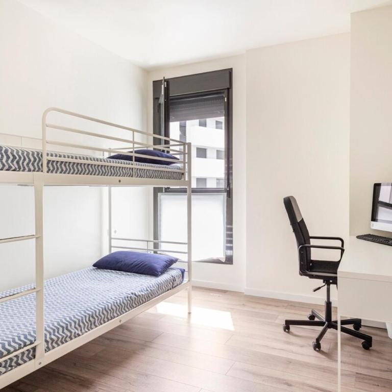 Contemporary 2BR with Pool & Gym - Apartamento de 1 dormitorio - 8