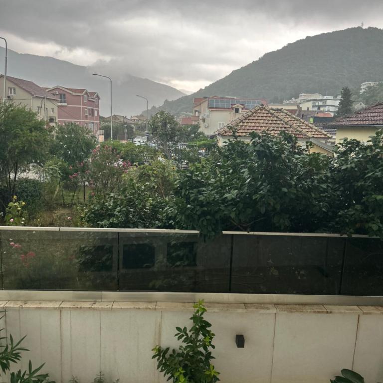 Luxury 2BR Apartment with Terrace & Parking near Porto Montenegro - Apartman sa 2 Spavaće Sobe - 12
