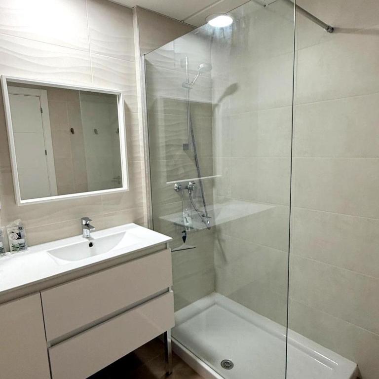 Ático Sabina free parking by staycare - Apartment - 22