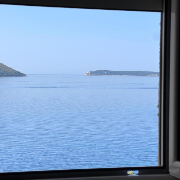 Sea View Apartments - Penthouse Apartment - 11