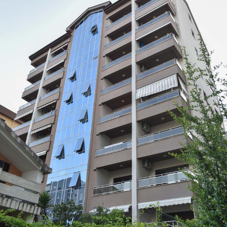 Omega 2 Apartment Budva - One-Bedroom Apartment - 1