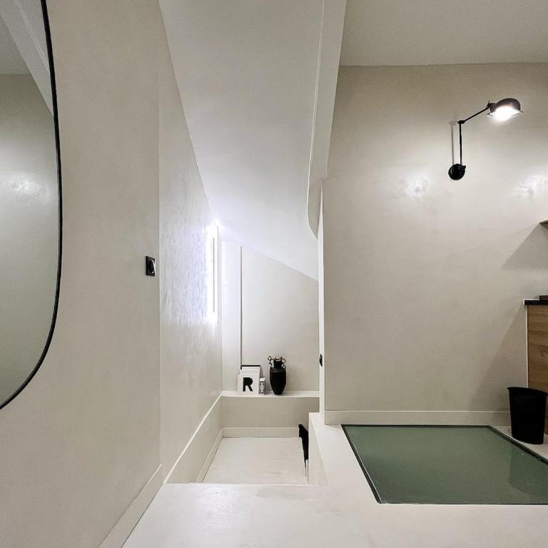 Stylish Souplex - near Palais Royal-Louvre Museum - One-Bedroom Apartment - 12