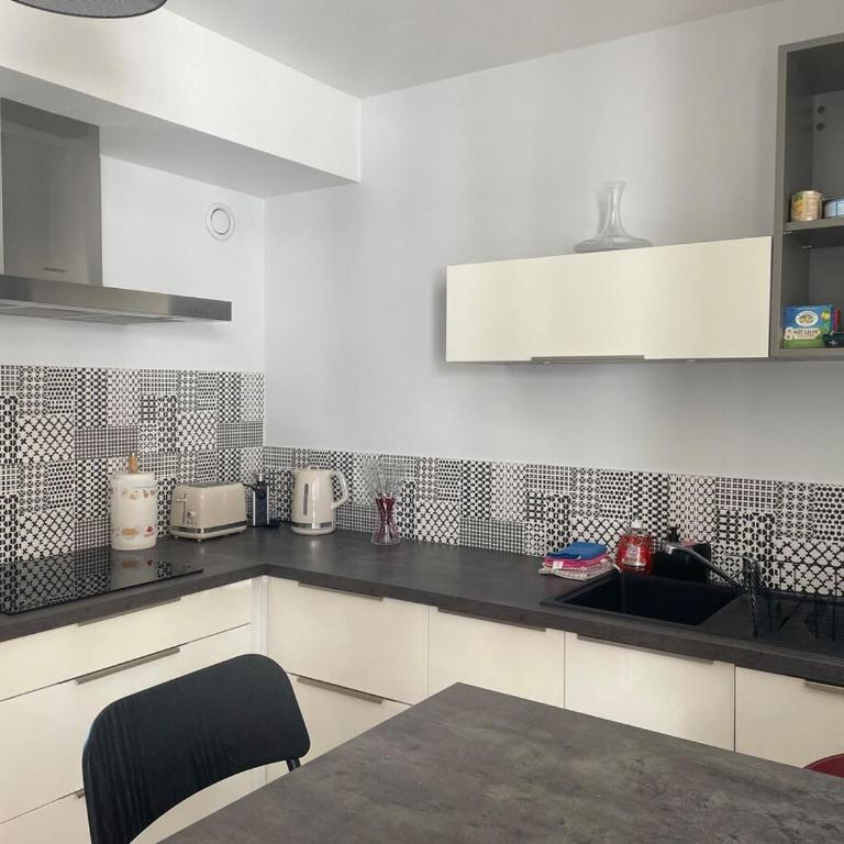 Studio Vue Mer, Vélos, Terrasse, Ascenseur et Garage 6mn à pied - Appartamento con Terrazza - 10