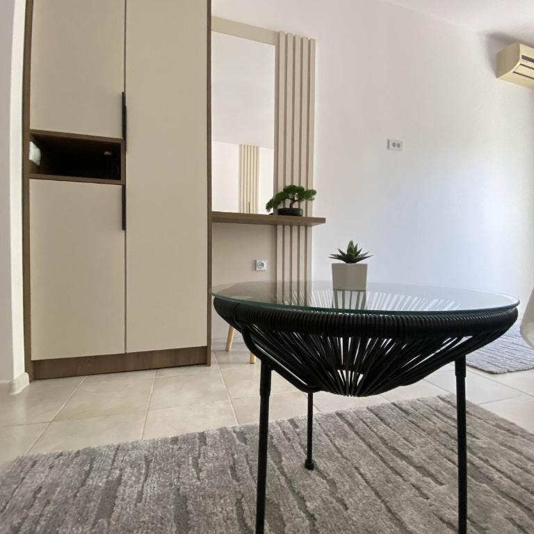 Casa Gazi - Deluks Dvokrevetna Soba sa Bračnim Krevetom i Balkonom - 2