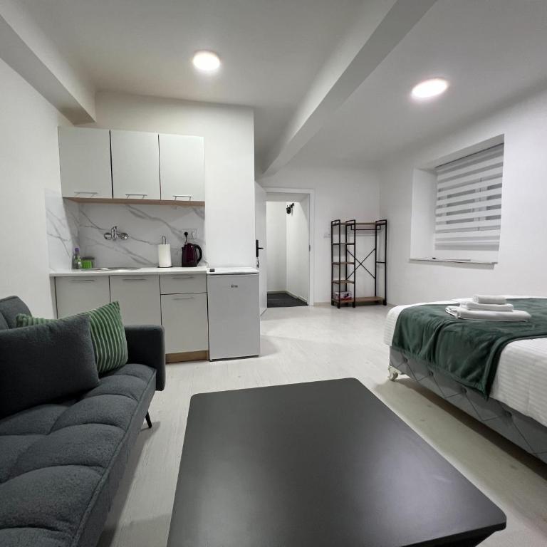 Central Park Residence - Comfort Triple Room - 6